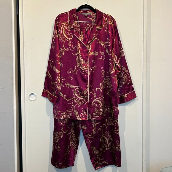 Morgan Taylor Other - Morgan Taylor Burgundy and Gold Floral Satin Pajama Set